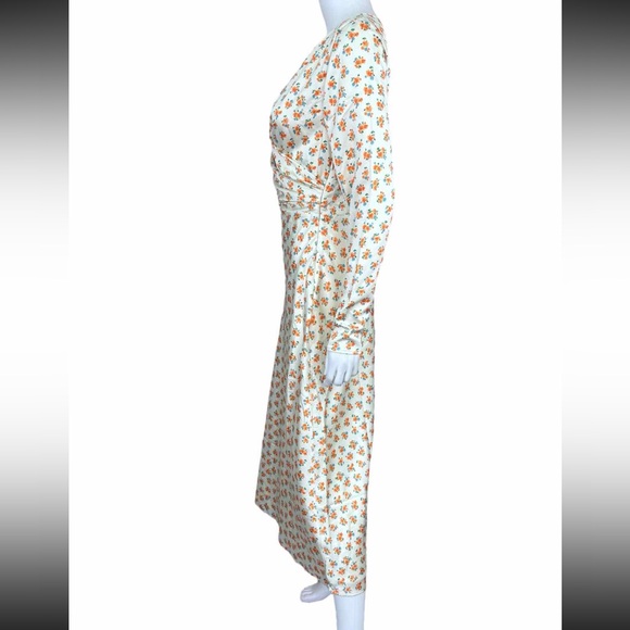 C/MEO COLLECTIVE Cream Ditzy Floral Pattern MOLTEN Dress - Picture 4 of 9